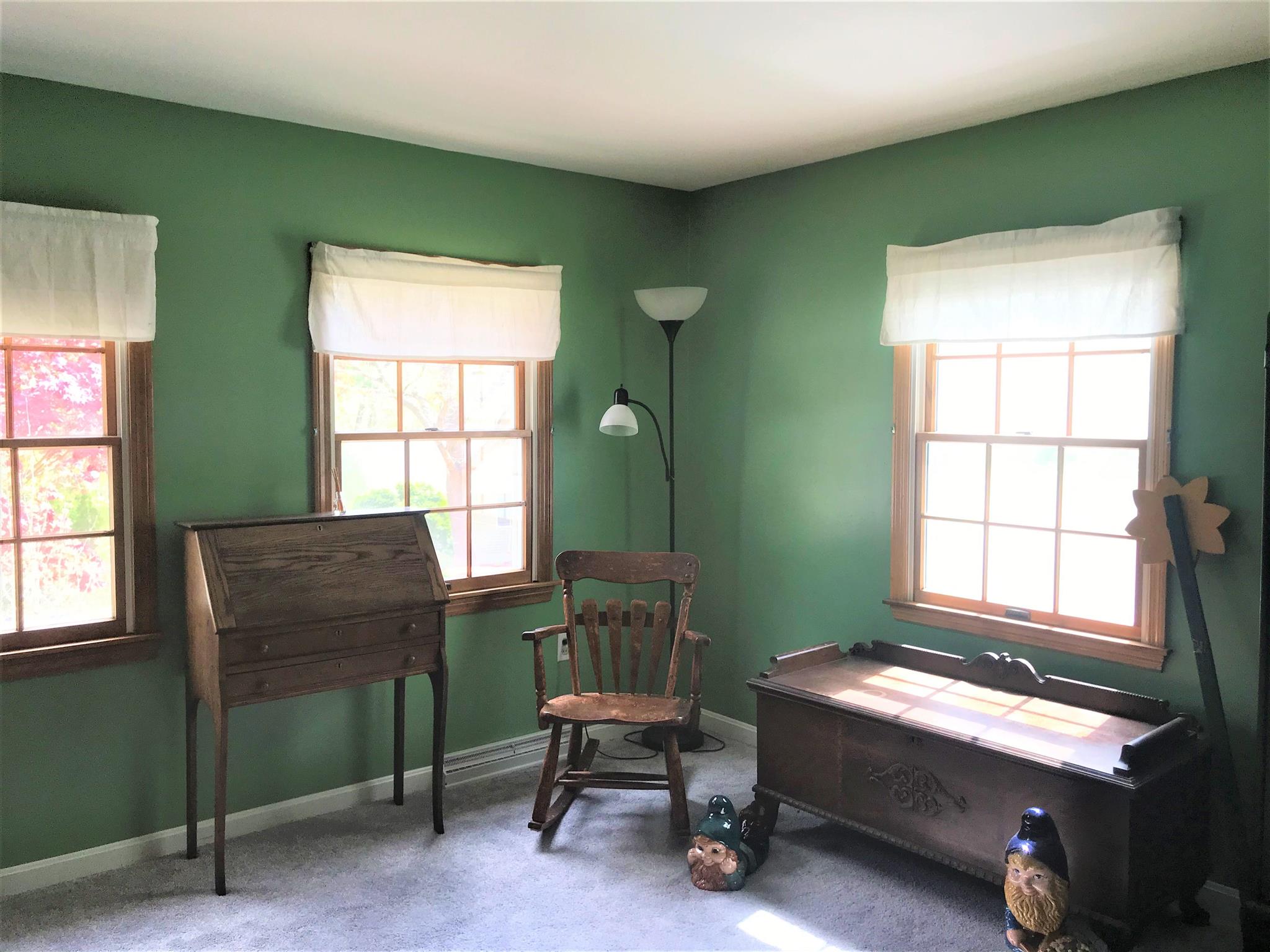 56 Wethersfield Road Nashua, NH 03062 - Photo 12 of 23