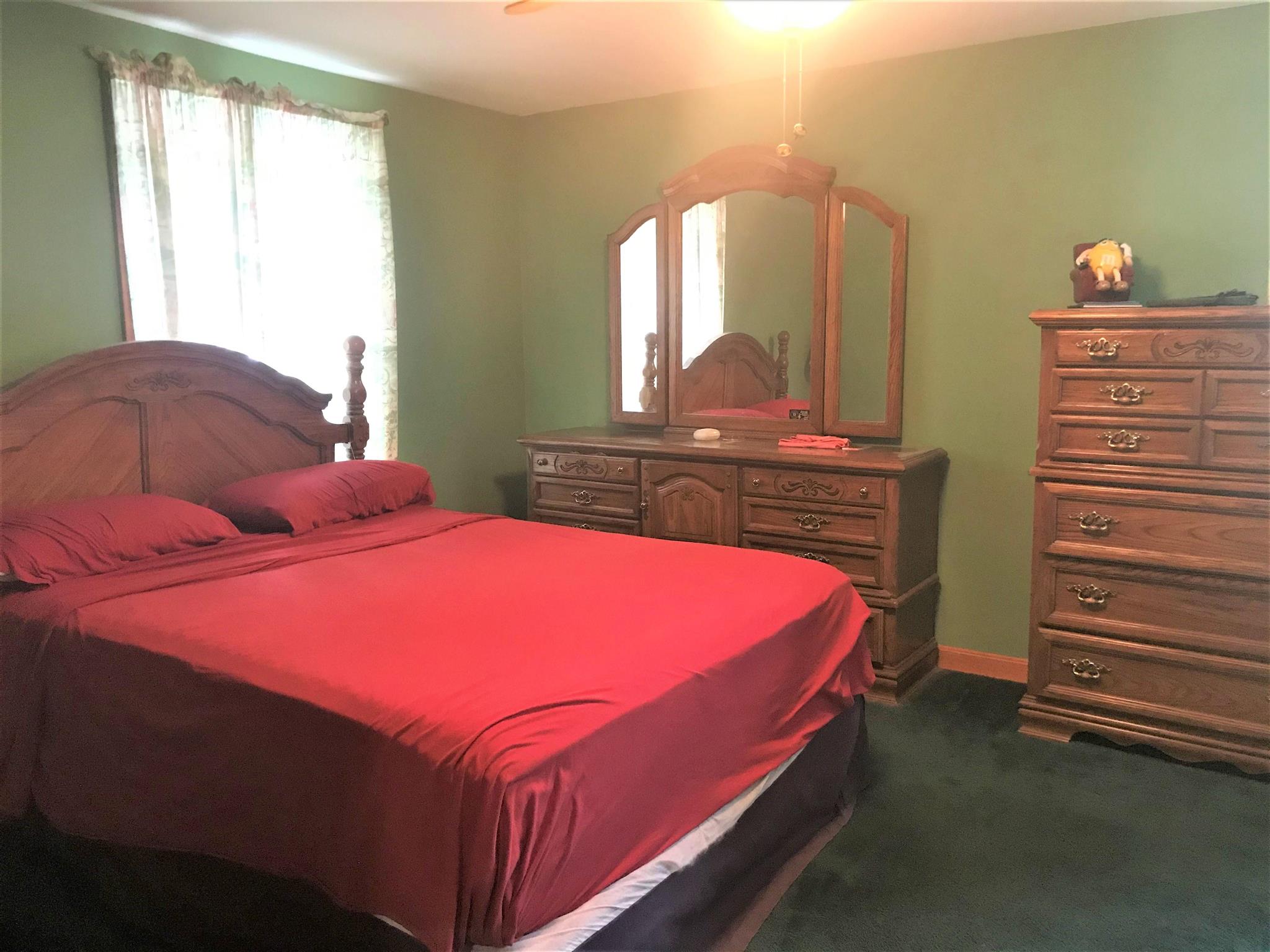 56 Wethersfield Road Nashua, NH 03062 - Photo 17 of 23