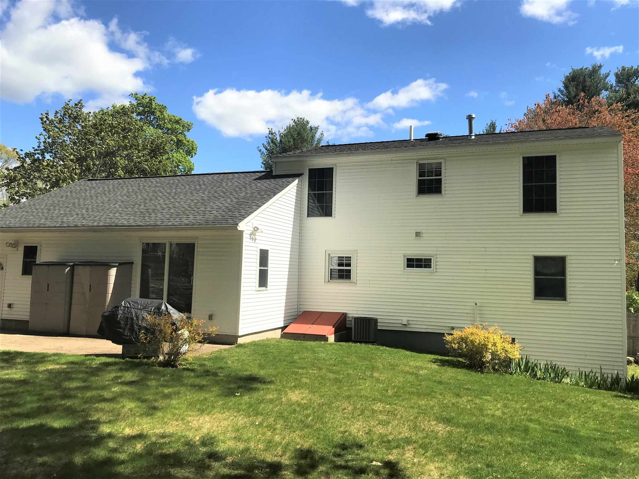 56 Wethersfield Road Nashua, NH 03062 - Photo 22 of 23