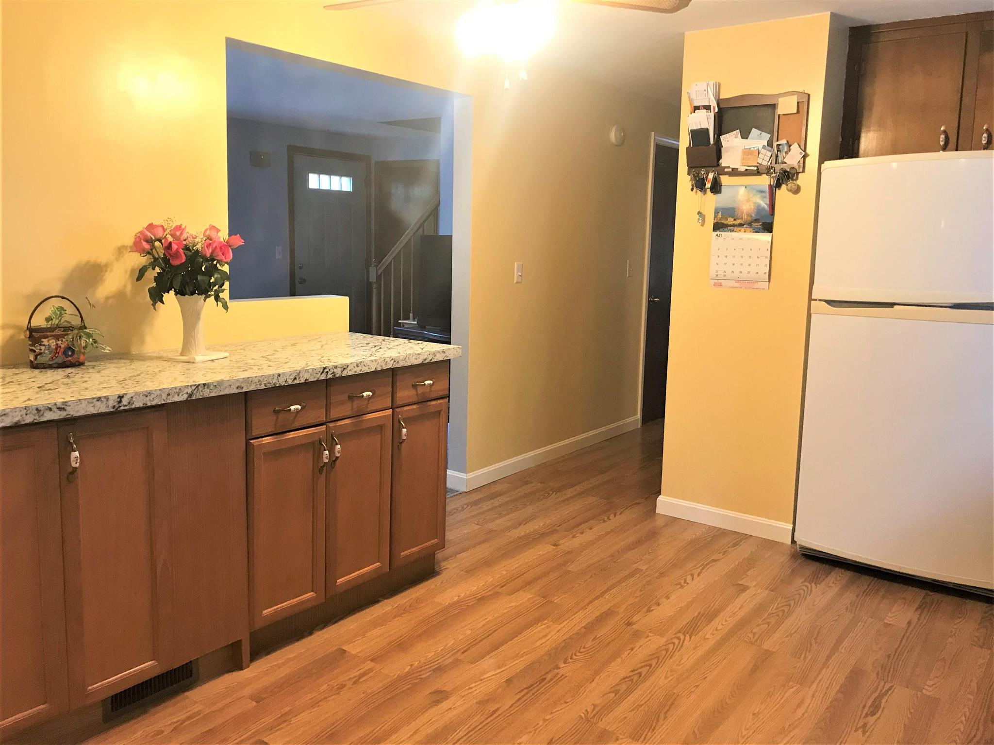 56 Wethersfield Road Nashua, NH 03062 - Photo 8 of 23