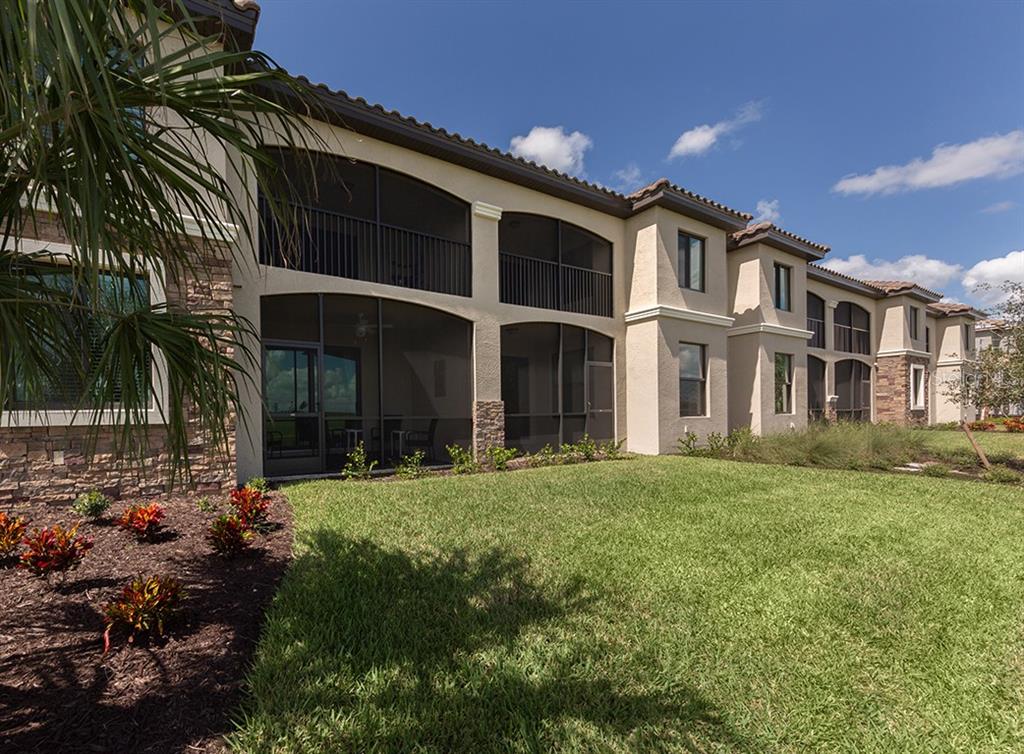 5528 Palmer Circle, Unit 105 Lakewood Ranch, FL 34211 - Photo 29 of 60