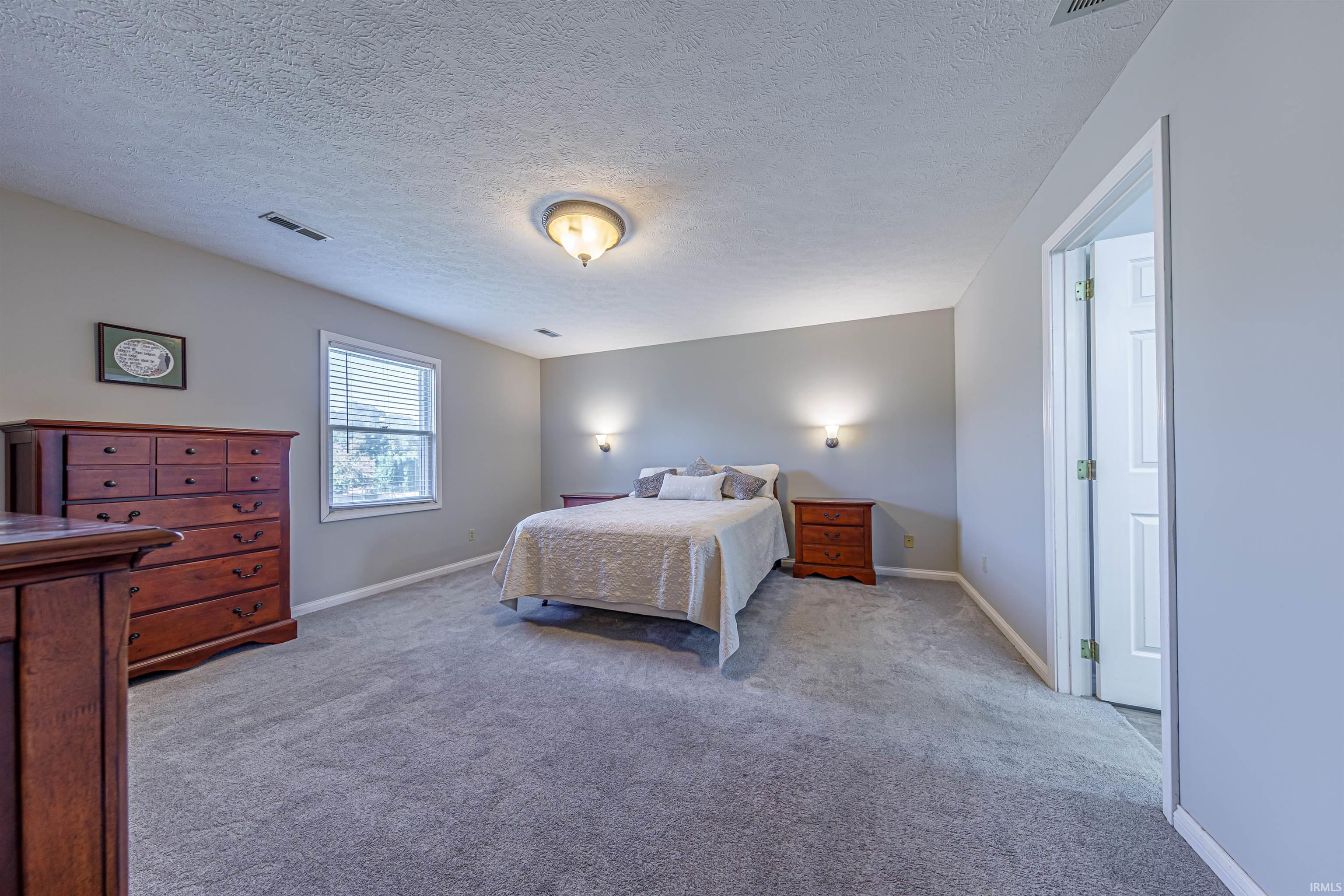 7511 Ridgebrook Newburgh, IN 47630 - Photo 17 of 35 Gallery Image 17