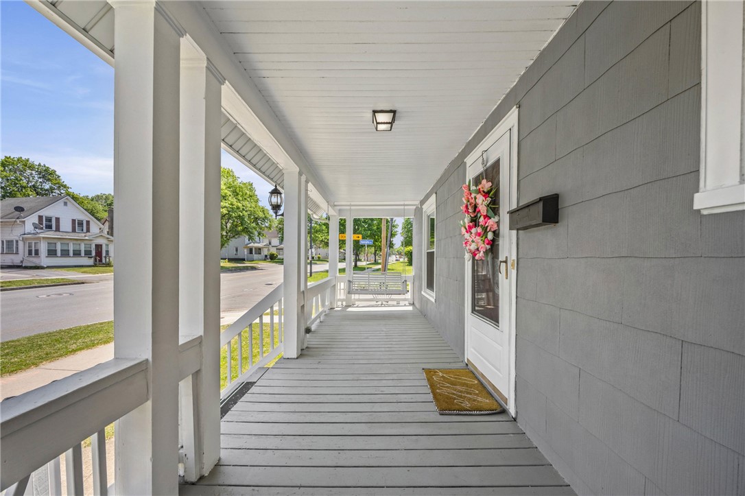 3989 Lake Avenue Rochester, NY 14612 - Photo 9 of 44
