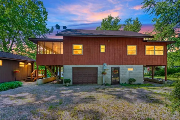 $415,000 | 15738 Highway 104, Lucasville, OH 45648