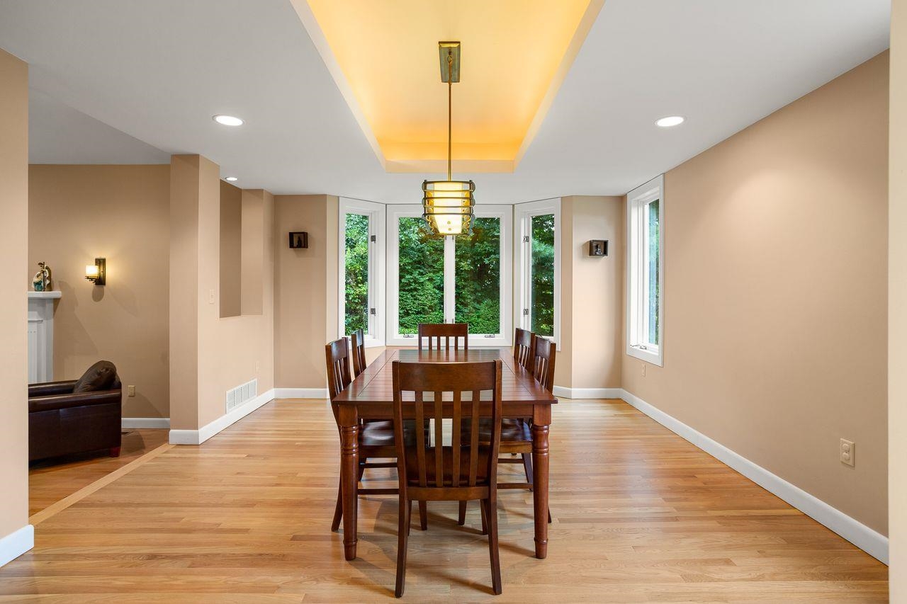 12 Farmington Road Nashua, NH 03060 - Photo 12 of 40