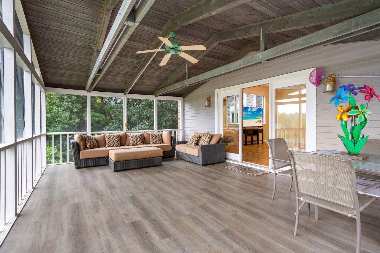 12 Farmington Road Nashua, NH 03060 - Photo 20 of 40