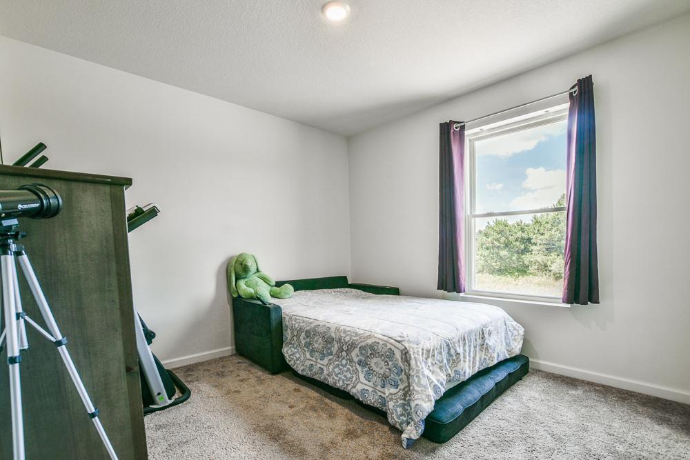 39604 Fallbrook Avenue North Branch, MN 55056 - Photo 10 of 26