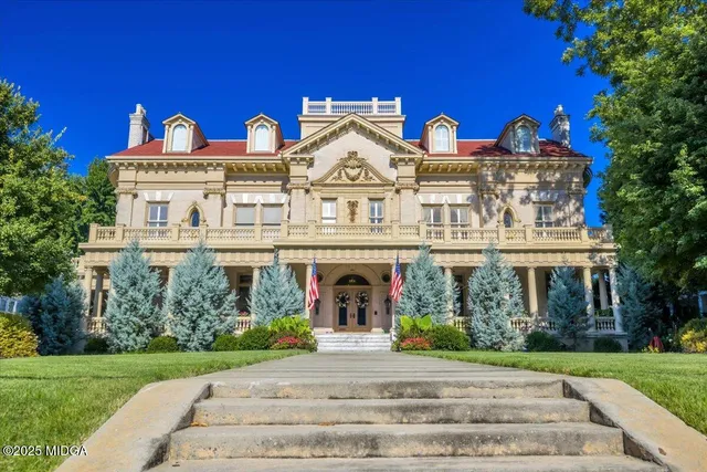 $1,820,000 | 619 College Street, Macon, GA 31201