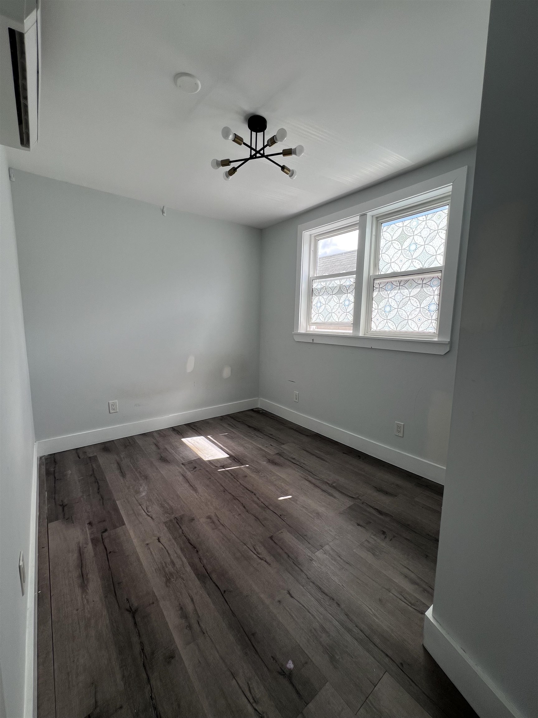 28 East 47th Street, Unit 2 Bayonne, NJ 07002 - Photo 6 of 13 Gallery Image 6