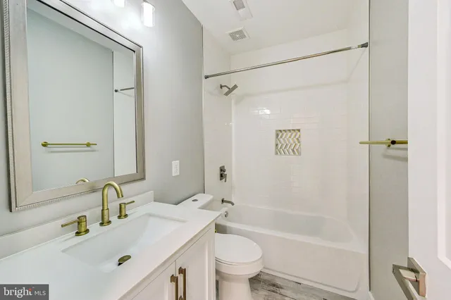 $5,400 | 1124 Owen Place Northeast, Washington, DC 20002