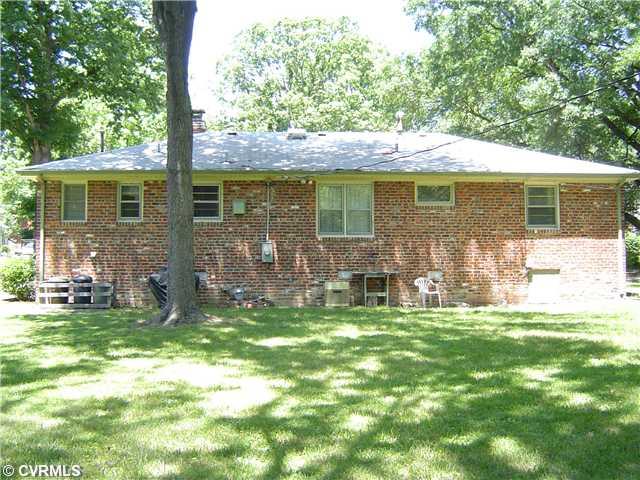 7527 Donder Road Henrico, VA 23294 - Photo 12 of 12 Exterior Back - Huge Backyard with Storage Shed and lots of beautiful shade!