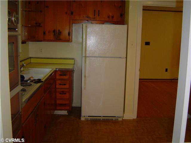 7527 Donder Road Henrico, VA 23294 - Photo 5 of 12 Kitchen