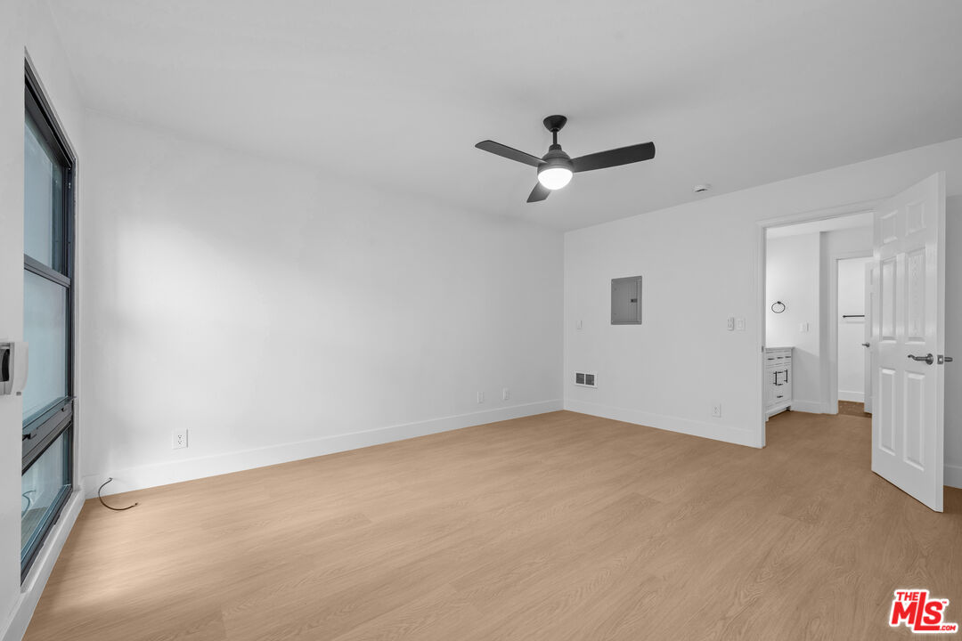 7740 Redlands Street, Unit M1077 Playa del Rey, CA 90293 - Photo 12 of 32 Gallery Image 12