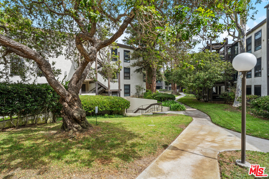 7740 Redlands Street, Unit M1077 Playa del Rey, CA 90293 - Photo 22 of 32 Gallery Image 22