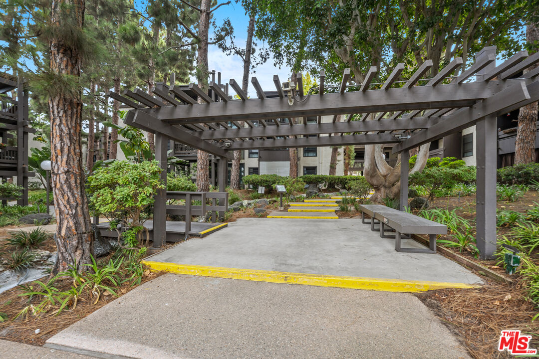 7740 Redlands Street, Unit M1077 Playa del Rey, CA 90293 - Photo 30 of 32 Gallery Image 30