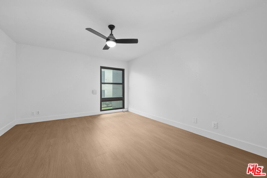 7740 Redlands Street, Unit M1077 Playa del Rey, CA 90293 - Photo 10 of 32 Gallery Image 10