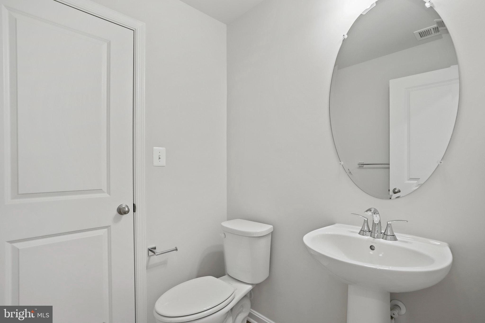 408 Matlock Lane Frederick, MD 21701 - Photo 12 of 78 Powder room