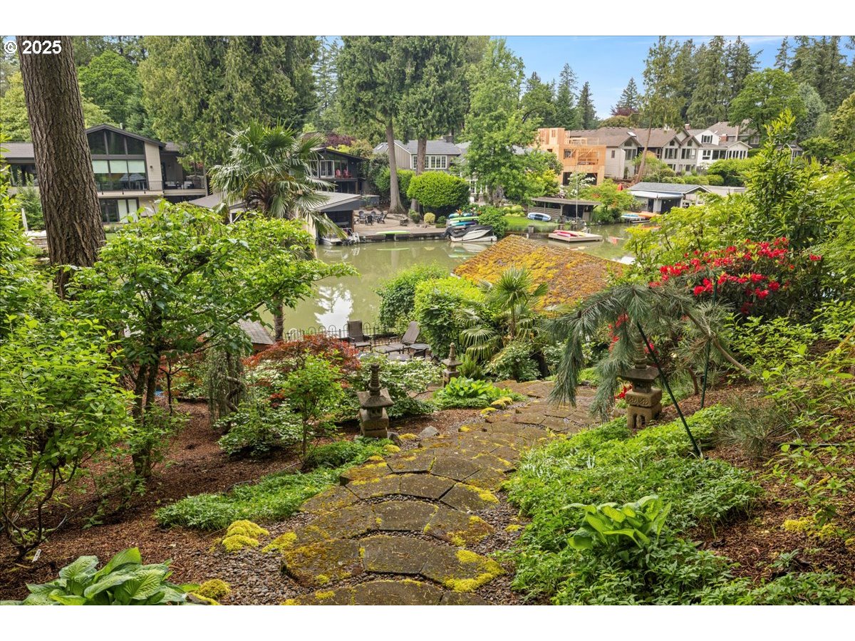 17455 Blue Heron Road Lake Oswego, OR 97034 - Photo 38 of 48 Gallery Image 38