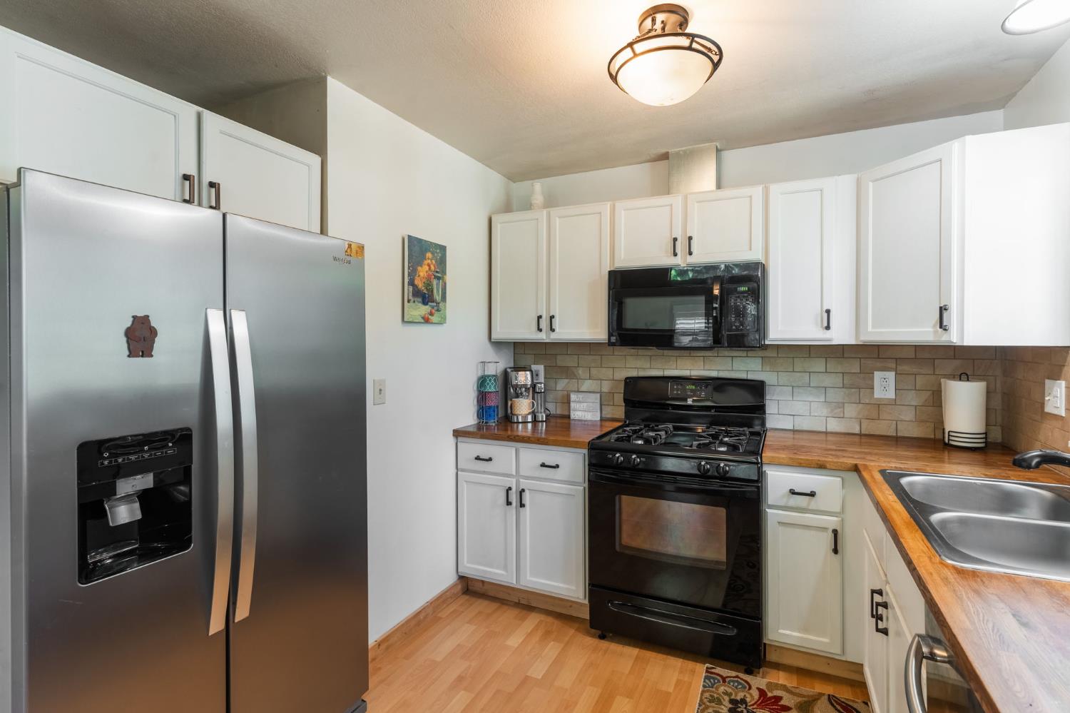 5341 Edelweiss Way Pollock Pines, CA 95726 - Photo 15 of 48
