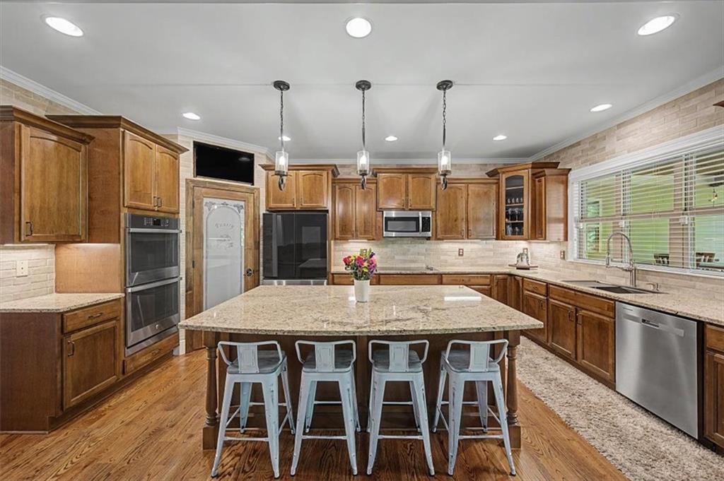 711 Upper Burris Road Canton, GA 30114 - Photo 12 of 56