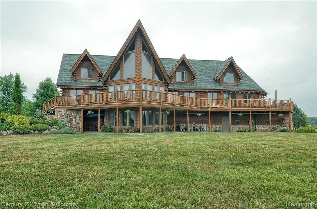 3785 Lake George Road Oxford, MI 48370 - Photo 1 of 46 Rear.jpg