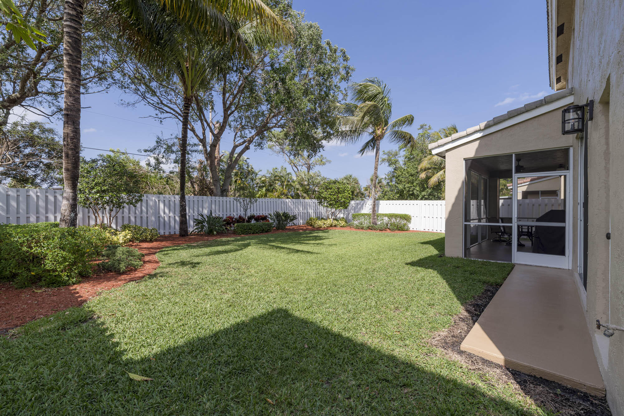 6777 Silver Ridge Lane Greenacres, FL 33413 - Photo 24 of 35 _IMG3710