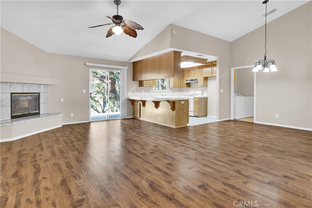 901 Sleepy Hollow Road Paso Robles, CA 93446 - Photo 2 of 17