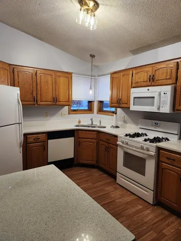 $259,900 | 1273 Hilo Avenue North, Oakdale, MN 55128