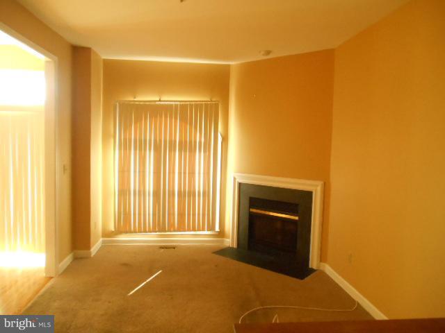 3226 Spriggs Request Way Bowie, MD 20721 - Photo 3 of 10 Living Room