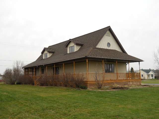 12490 Bryce Road Emmett, MI 48022 - Photo 10 of 26 31082497-9.JPG