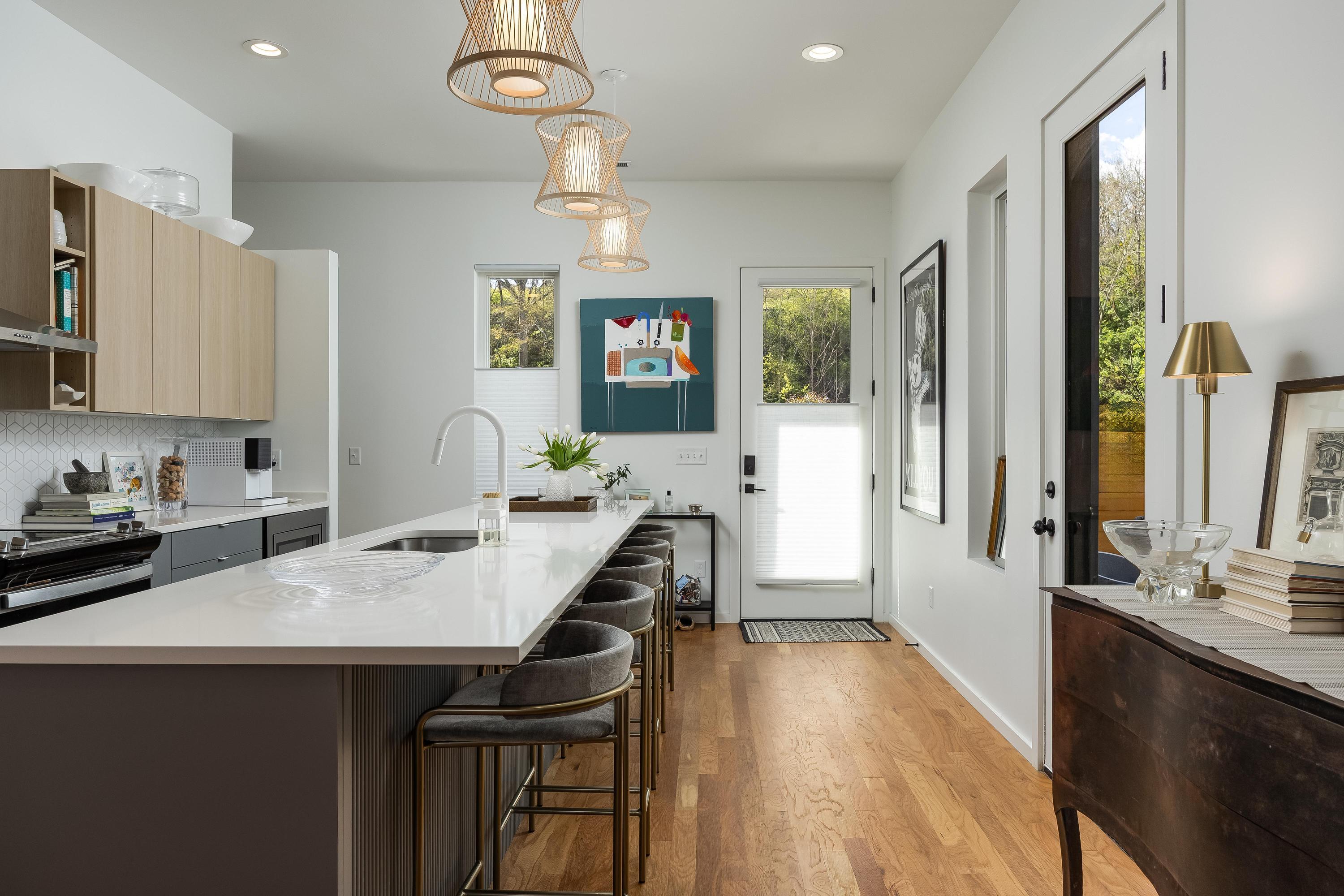 154 Atomic Ridge Chattanooga, TN 37404 - Photo 11 of 42 2025_03_March_154_Atomic_Ridge_0019