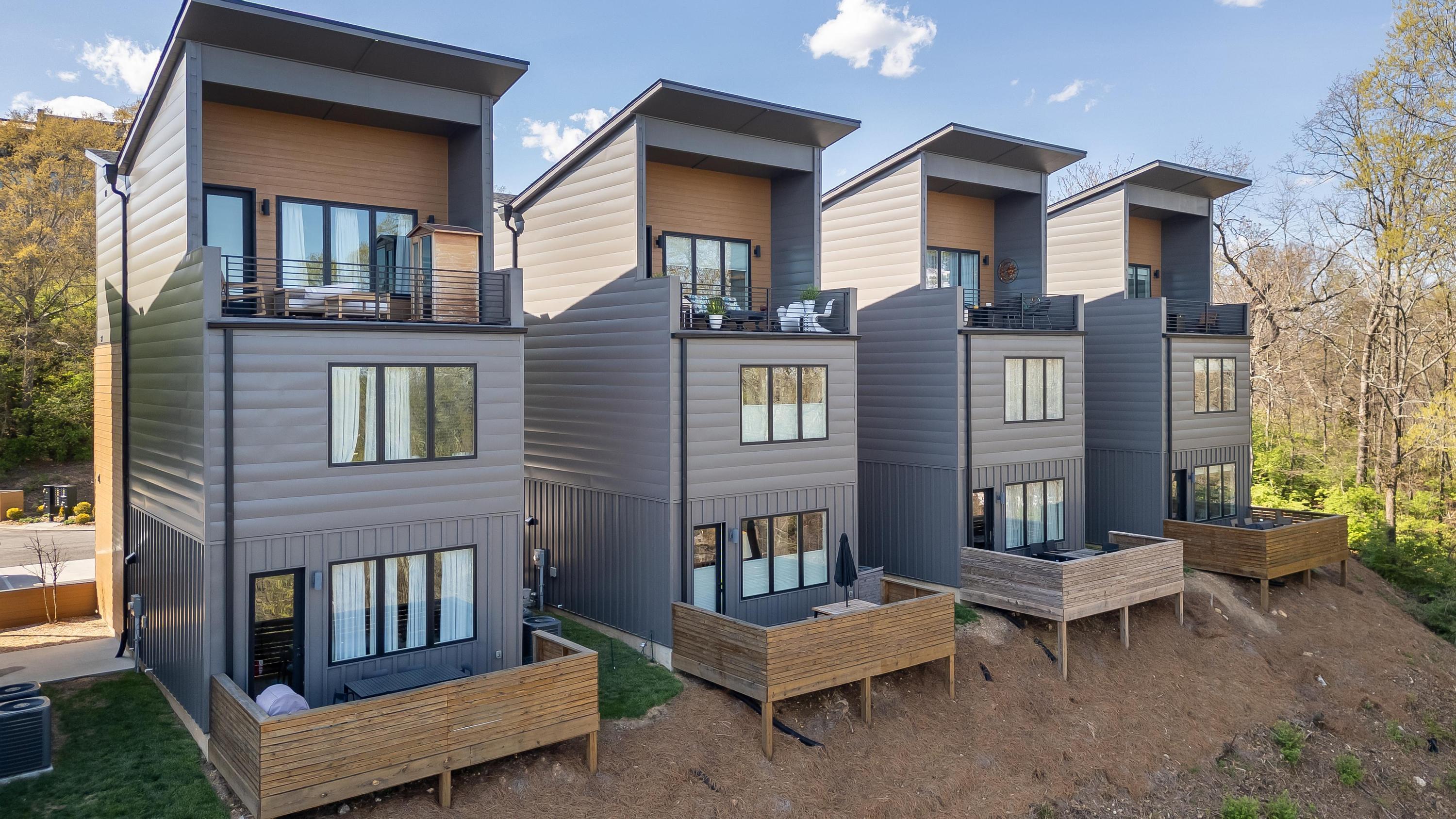 154 Atomic Ridge Chattanooga, TN 37404 - Photo 6 of 42 2025_03_March_154_Atomic_Ridge_0005