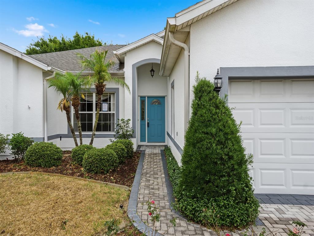 4835 Sable Ridge Court Leesburg, FL 34748 - Photo 4 of 42 Gallery Image 4