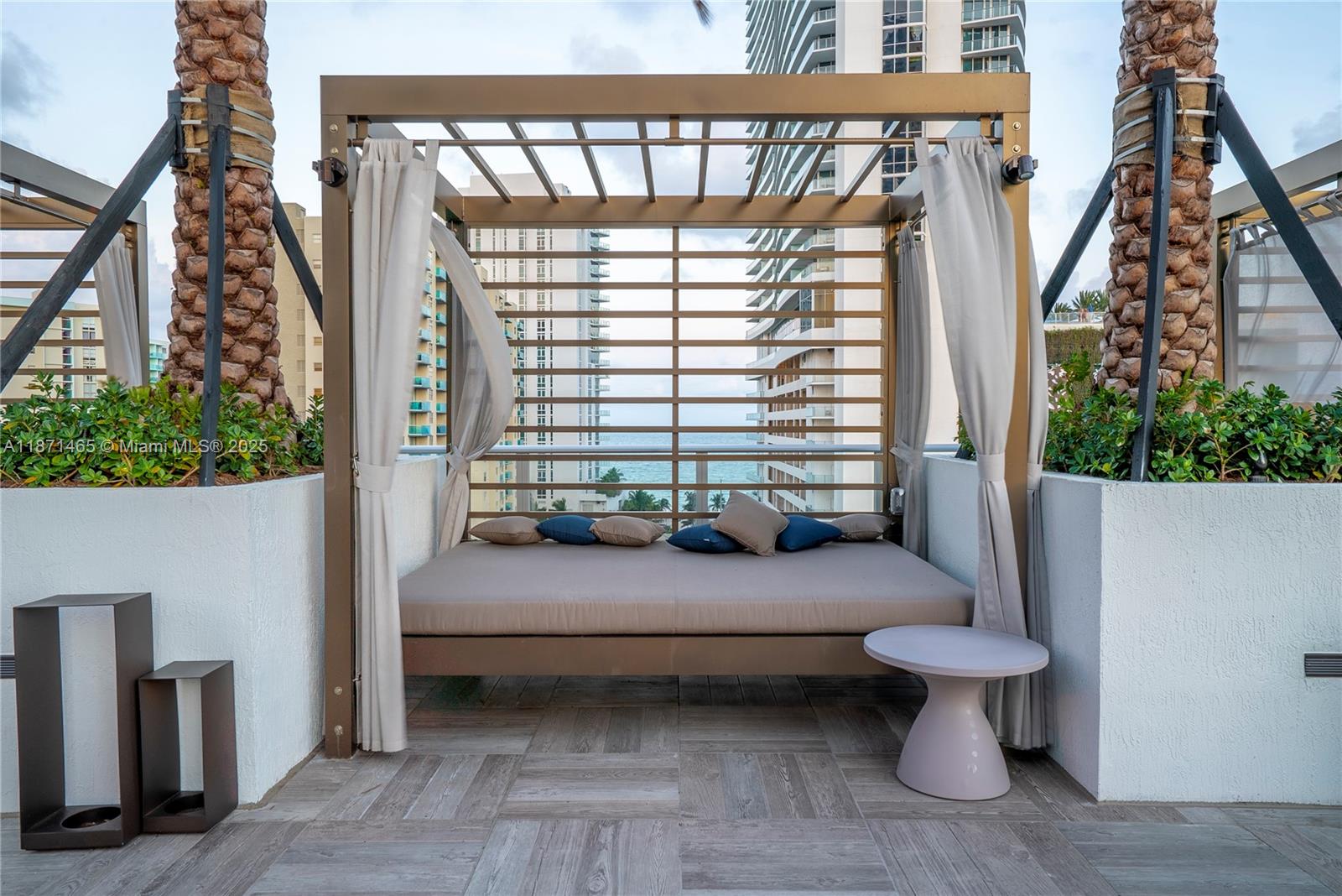 4010 South Ocean Drive, Unit R2301 Hollywood, FL 33019 - Photo 31 of 33 a bedroom with a bed and a window