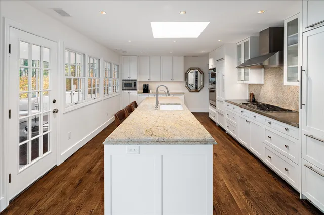 $1,395,000 | 115 Mayapple Road, Stamford, CT 06903