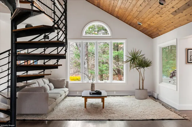 $1,395,000 | 115 Mayapple Road, Stamford, CT 06903