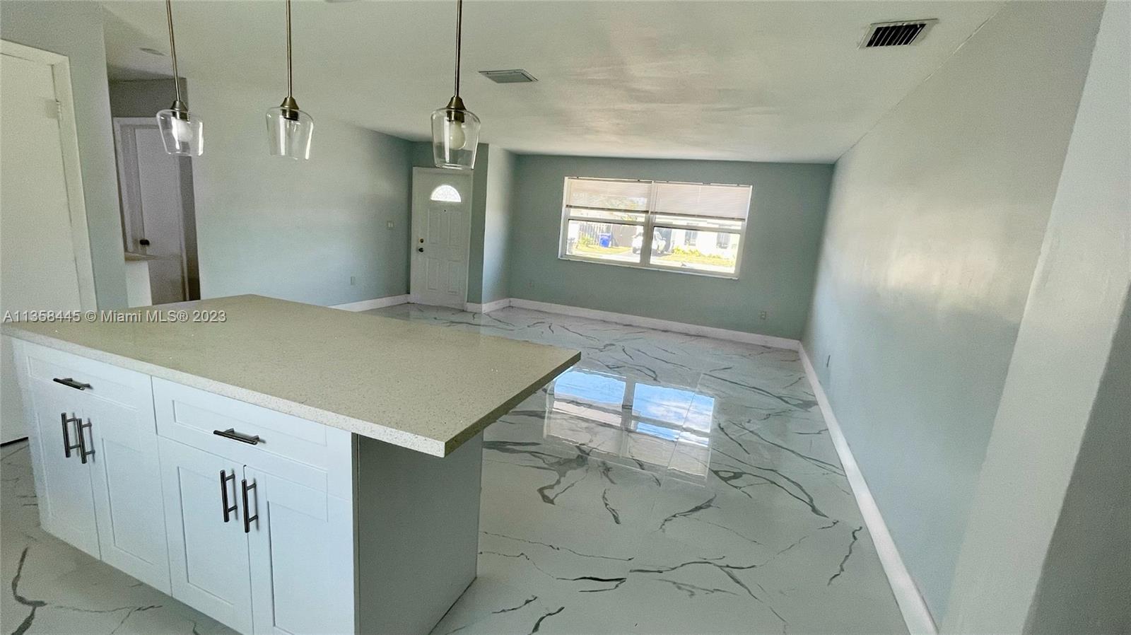 7540 Raleigh Street Hollywood, FL 33024 - Photo 7 of 69 Gallery Image 7