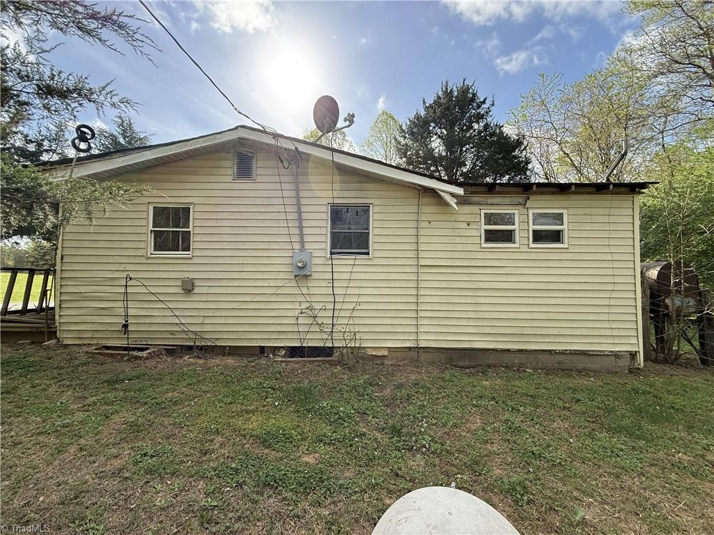 682 Gwynns Chapel Road Pelham, NC 27311 - Photo 4 of 7