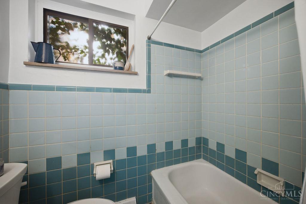 4576 Hunt Road Cincinnati, OH 45242 - Photo 18 of 33 Gallery Image 18
