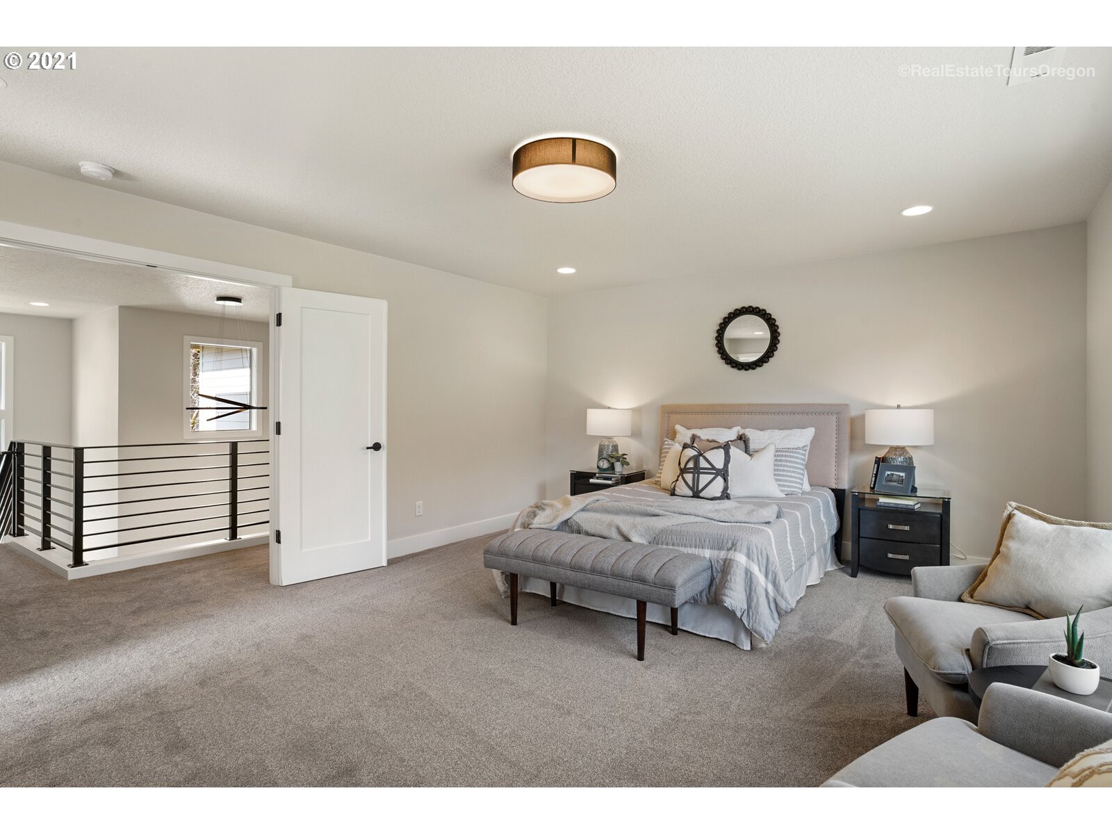 7009 Southwest Taylors Ferry Road Portland, OR 97223 - Photo 16 of 32 Gallery Image 16
