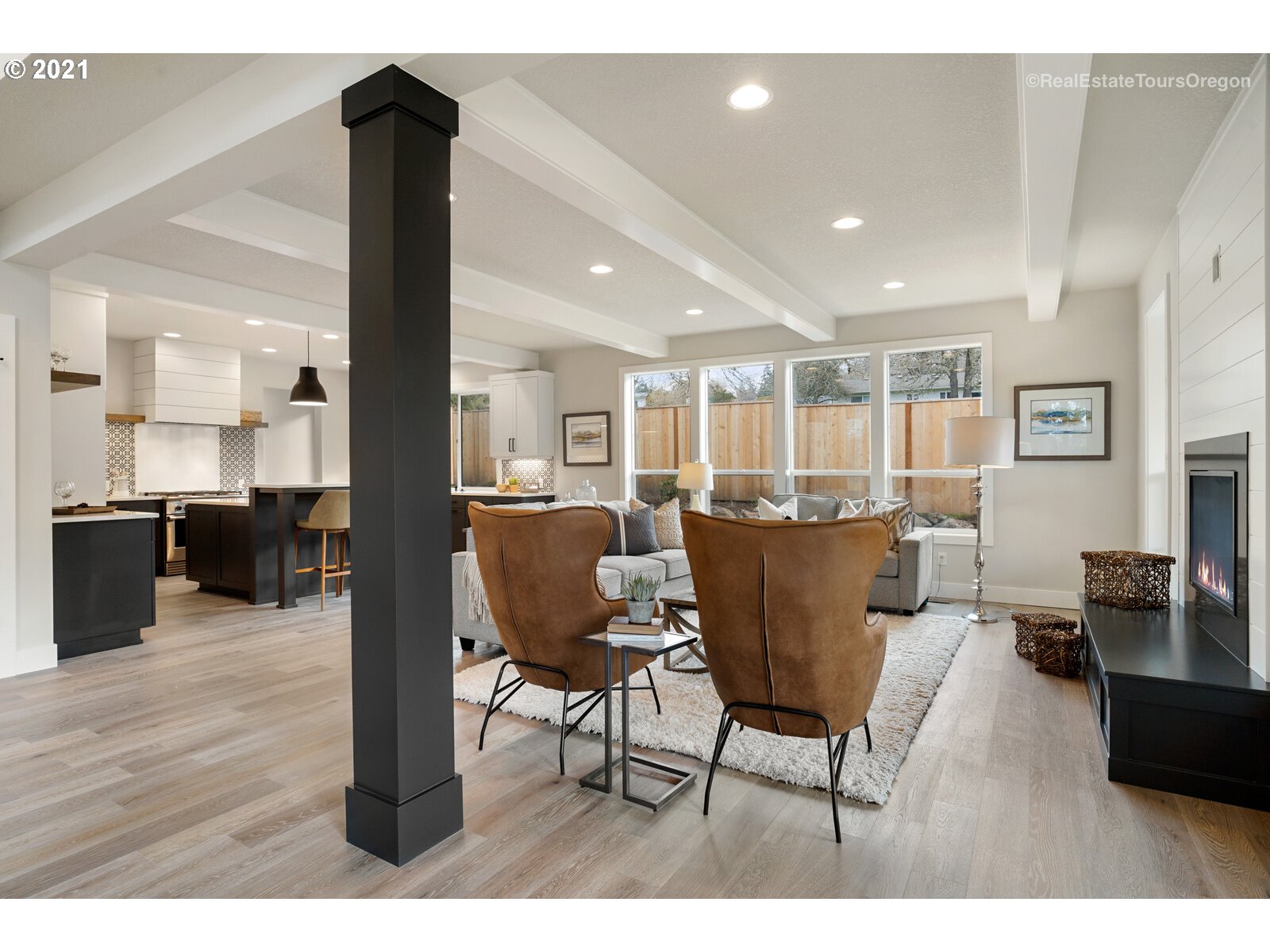 7009 Southwest Taylors Ferry Road Portland, OR 97223 - Photo 5 of 32 Gallery Image 5