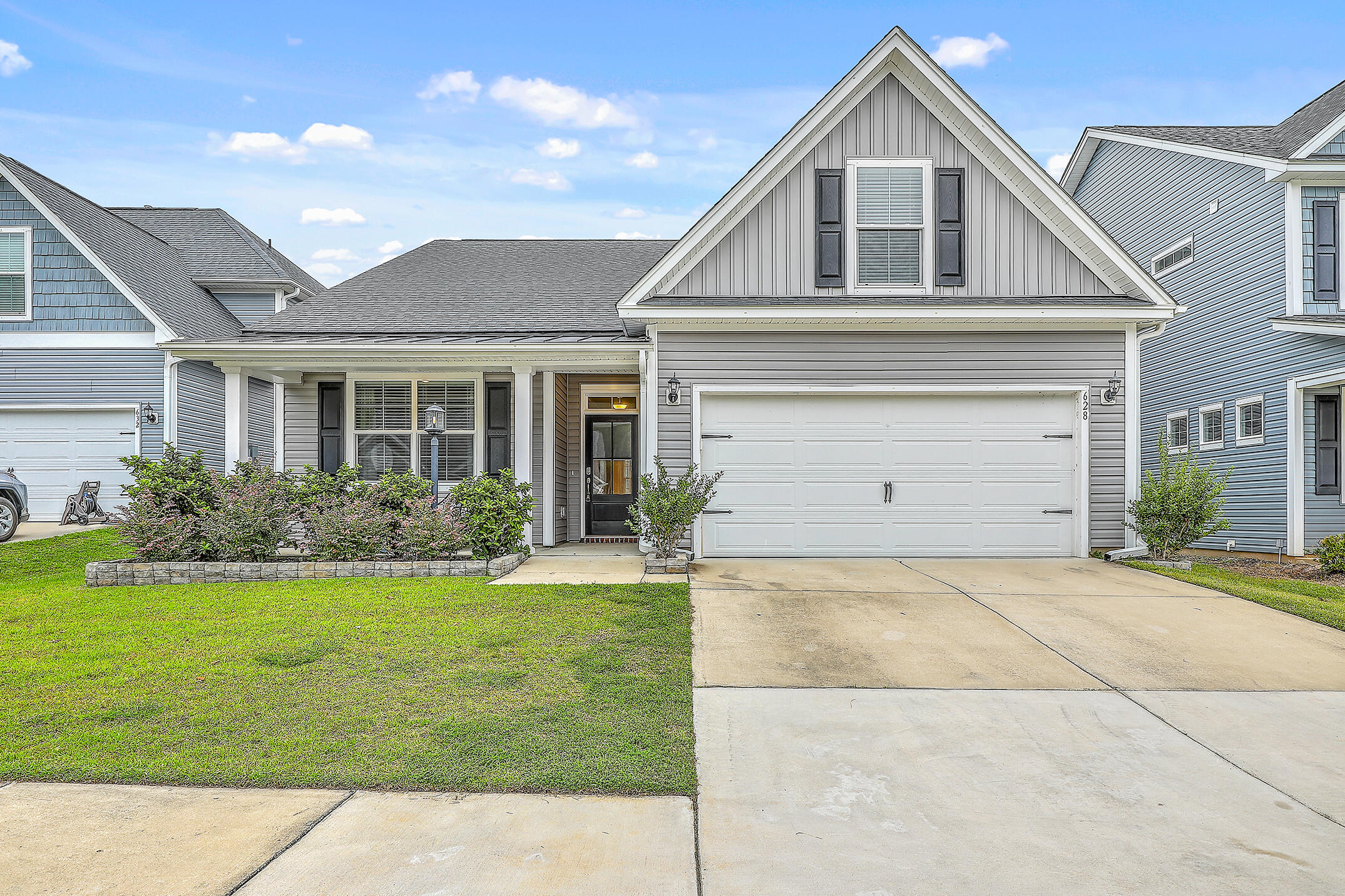 628 Pendleton Drive Moncks Corner, SC 29461 - Photo 1 of 58 Home