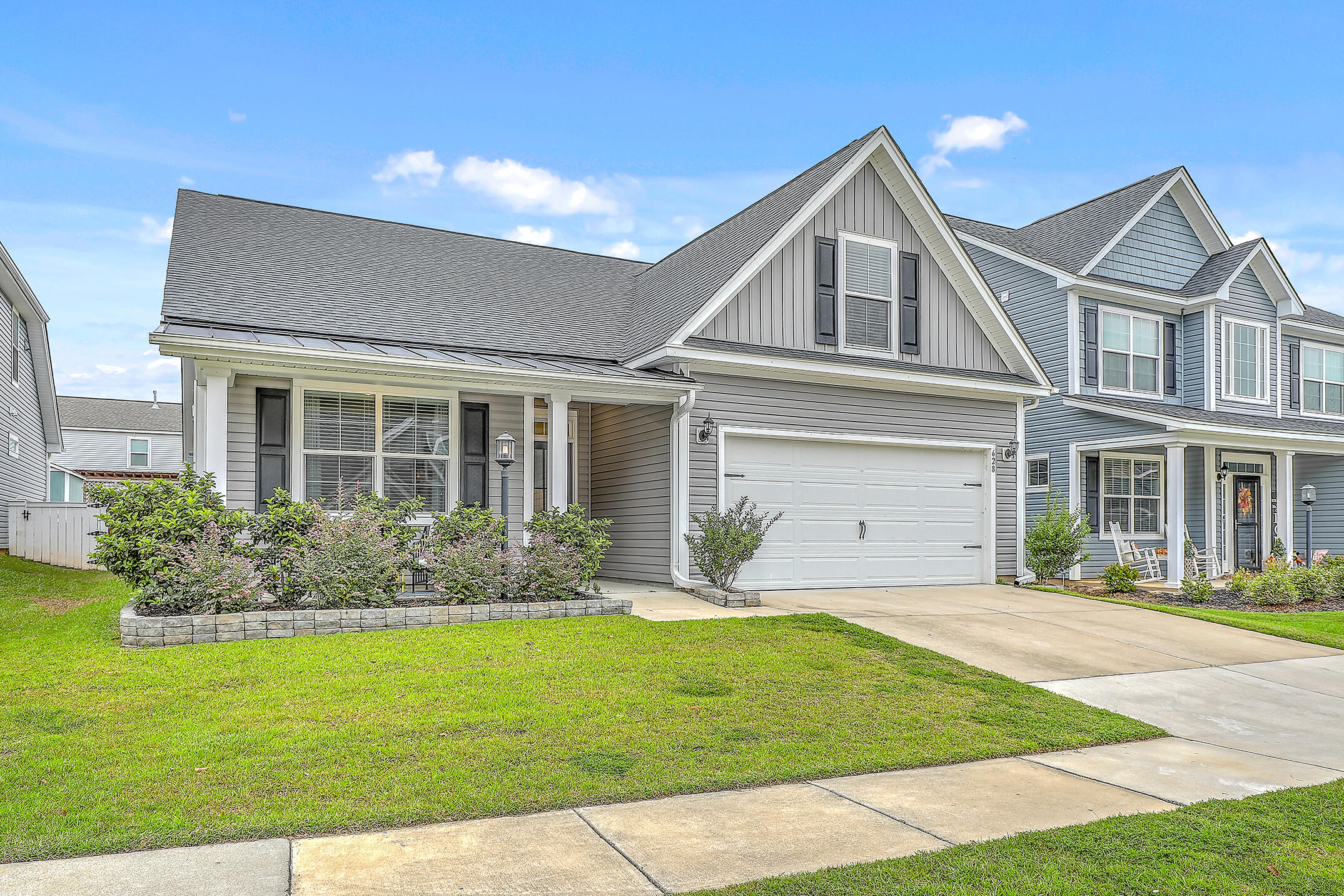 628 Pendleton Drive Moncks Corner, SC 29461 - Photo 3 of 58 Home