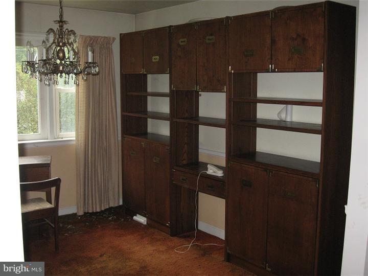 2308 Van Reed Road Reading, PA 19609 - Photo 9 of 15 Gallery Image 9