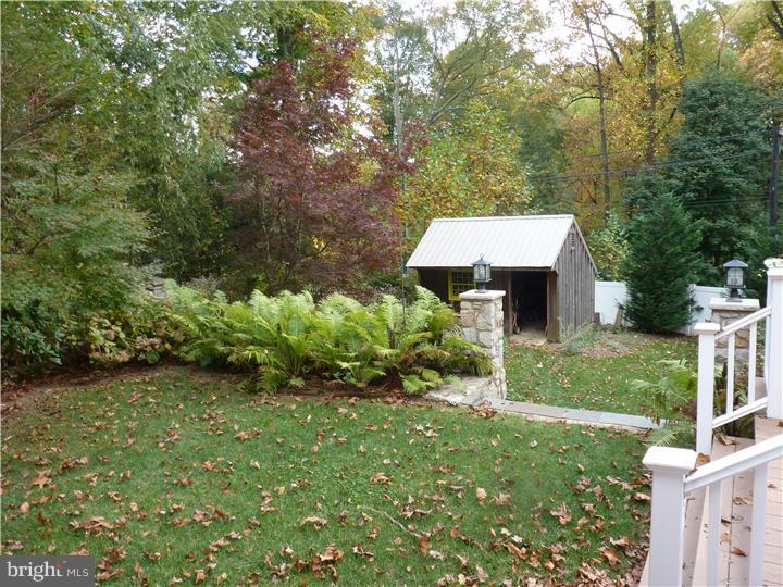 702 Pine Ridge Road Media, PA 19063 - Photo 19 of 20 Back Yard