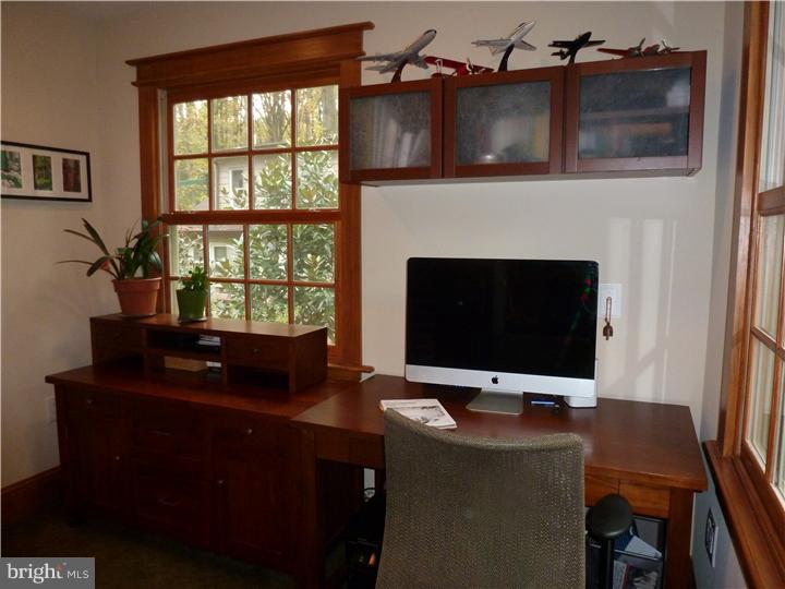 702 Pine Ridge Road Media, PA 19063 - Photo 4 of 20 Office / Study
