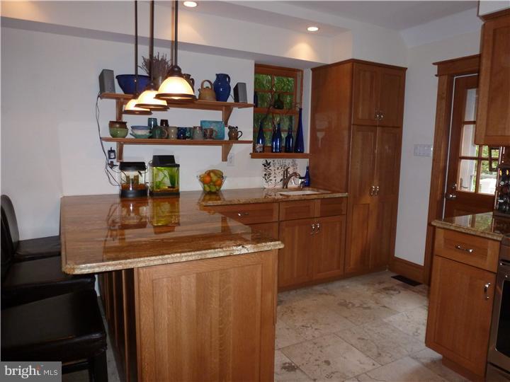 702 Pine Ridge Road Media, PA 19063 - Photo 8 of 20 Kitchen