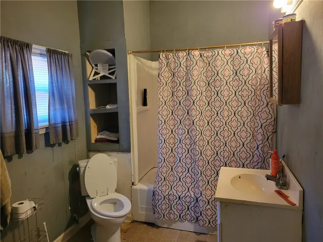 $159,000 | 1208 East Main Street, Seneca, SC 29678