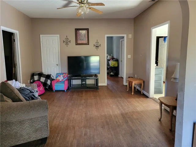 $159,000 | 1208 East Main Street, Seneca, SC 29678