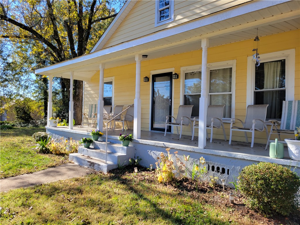 1208 East Main Street Seneca, SC 29678 - Photo 5 of 19
